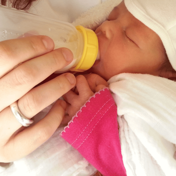 Feed your baby healthy breast milk